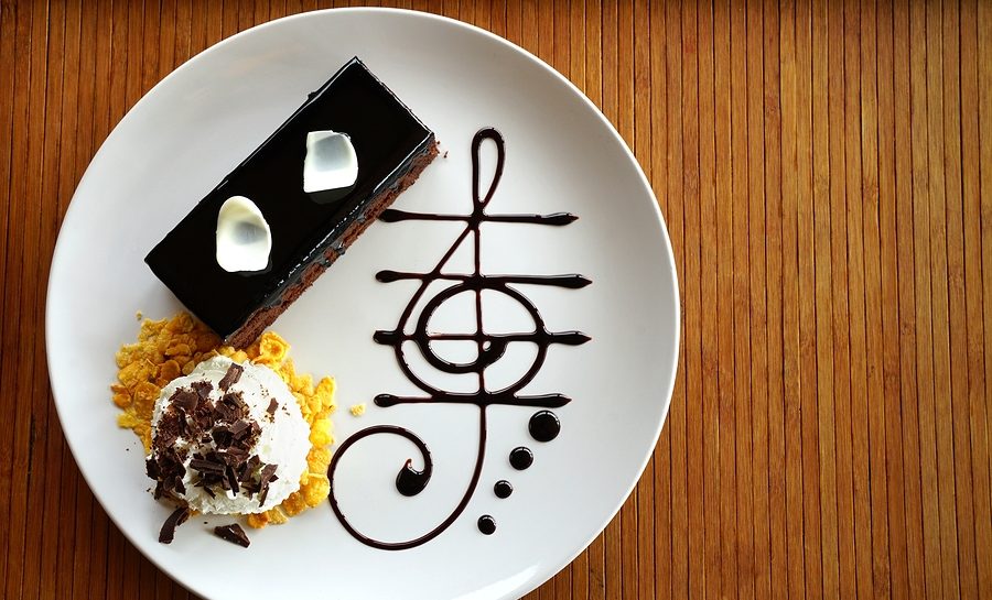 Музыка и еда: влияние звуков на вкус блюд — мультисенсорная кухня